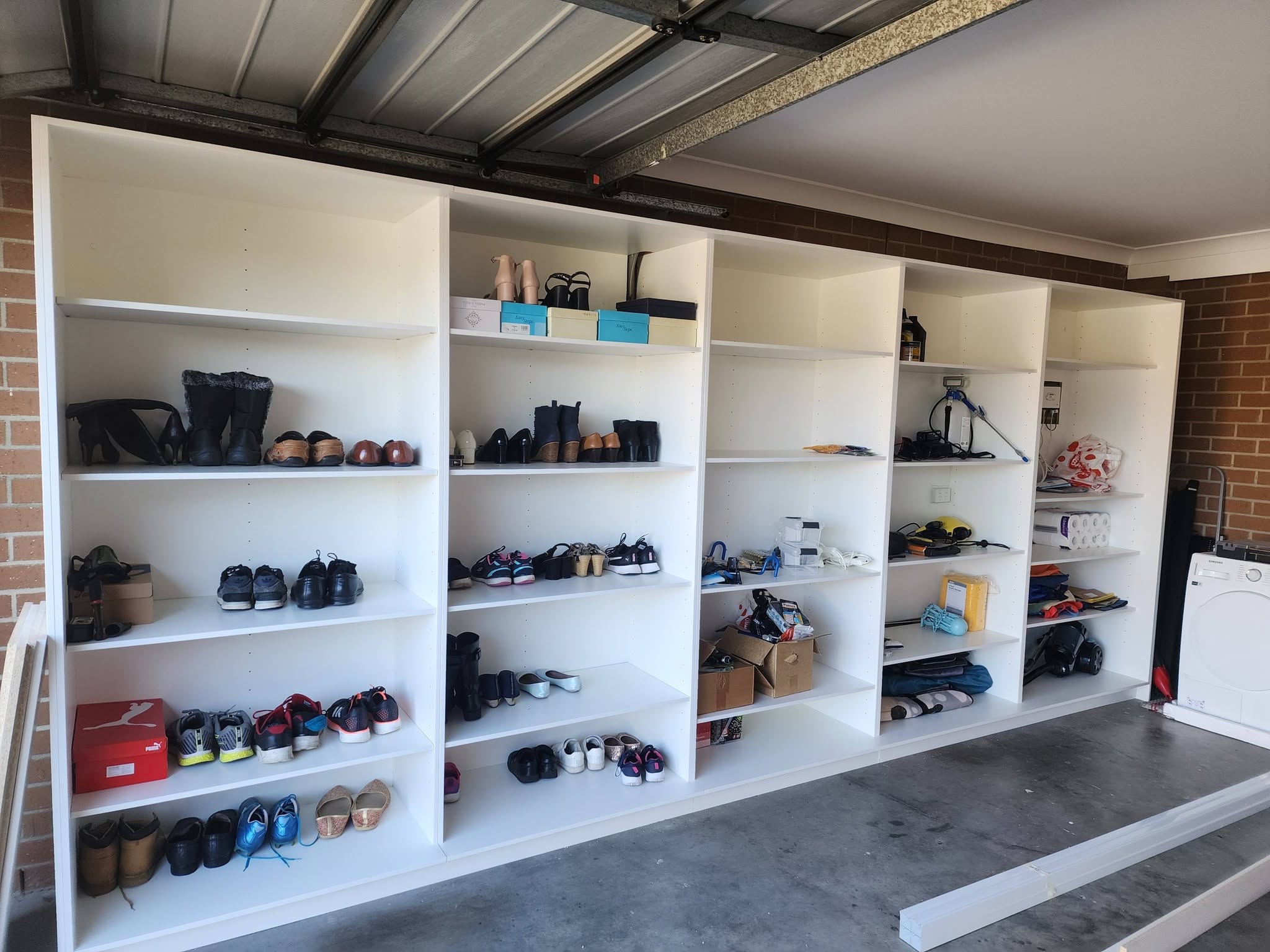 Garage shelving