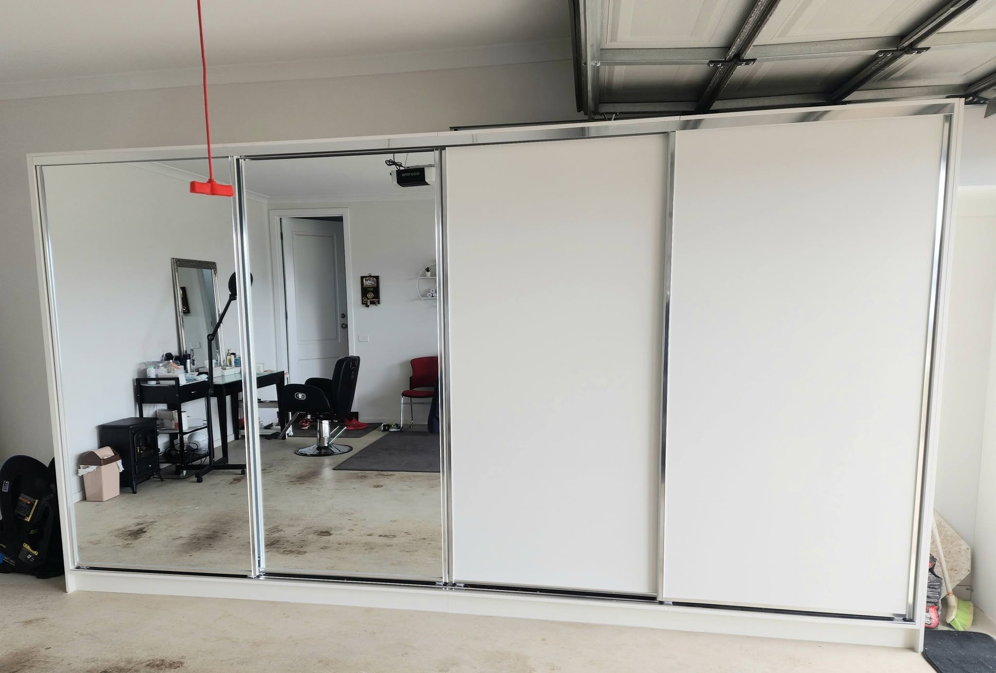 Sliding mirror wardrobe